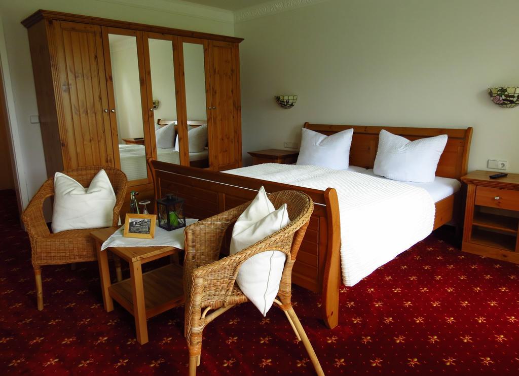 Hotel Gaststaette Waldhof Bornichen Esterno foto